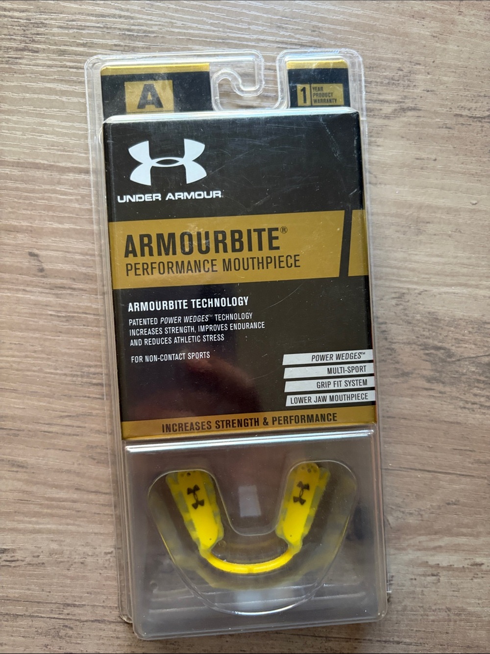 New Under Armour Yellow & Black ArmourBite Performance Mouthguard
